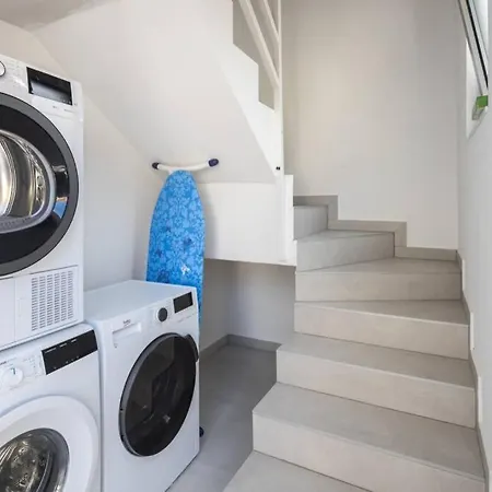 Apartment In **** Blue